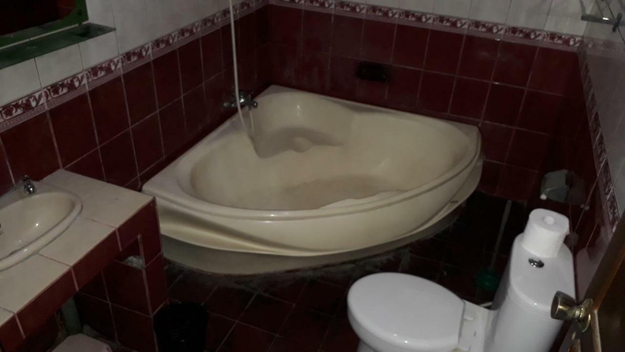 Jabu Rosmina Hotel Citeureup Kültér fotó