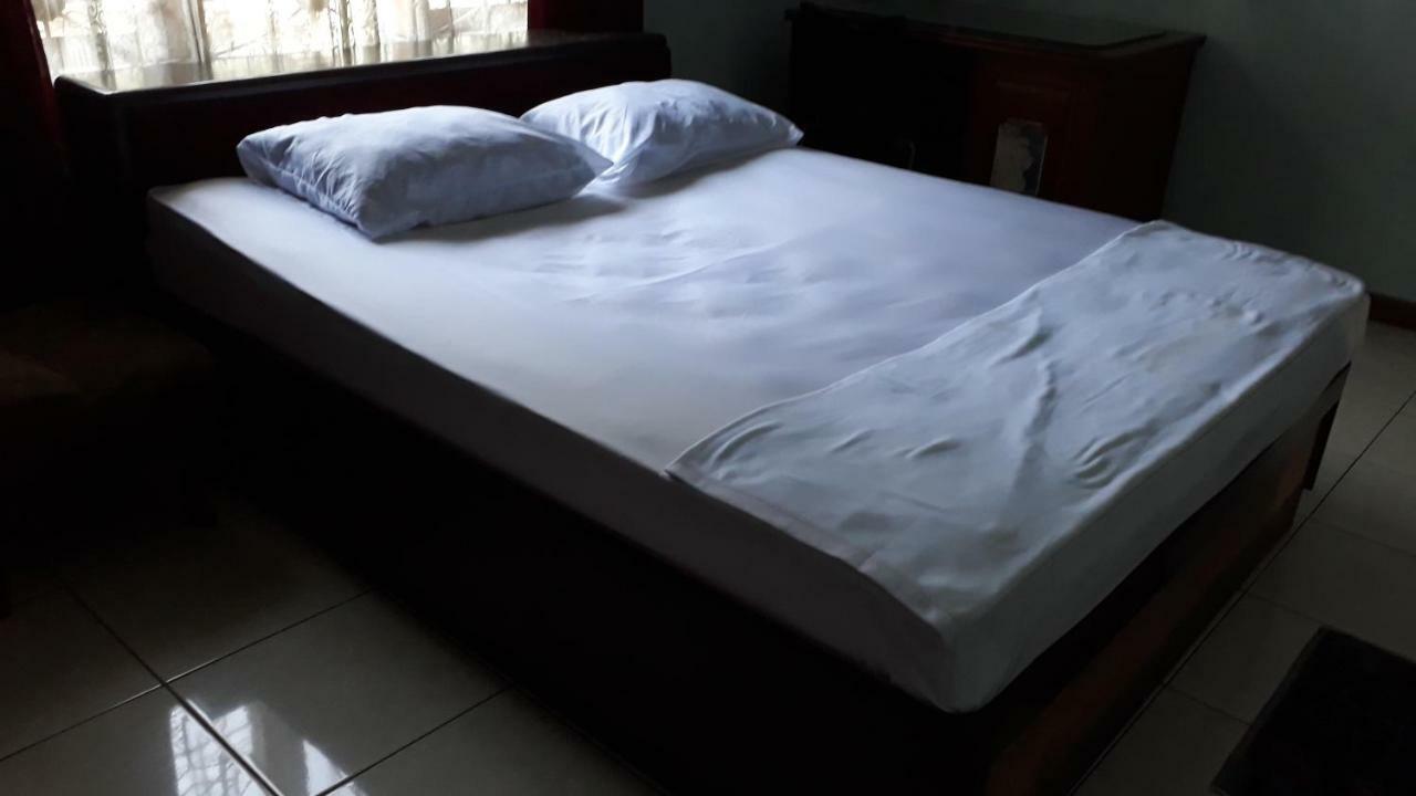 Jabu Rosmina Hotel Citeureup Kültér fotó
